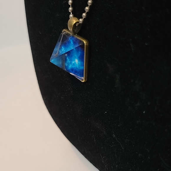 Glow In The Dark Starry Sky Fantasy Pyramid Necklace Fashion Pendant bead chain - Picture 2 of 4